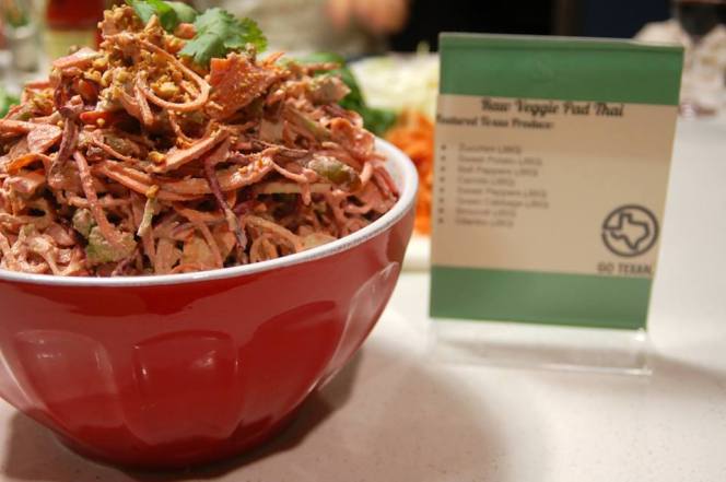 994056_593395230719548_549950459_n